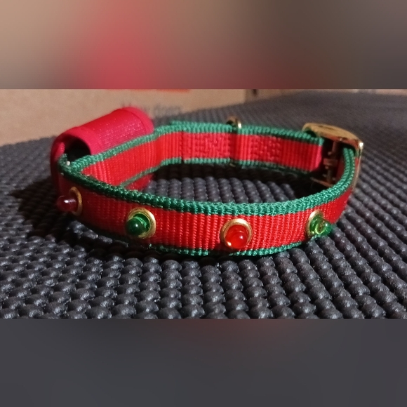 Christmas Dog Collar w/ Light Up Lights! Size: Small Dog - Picture 4 of 11